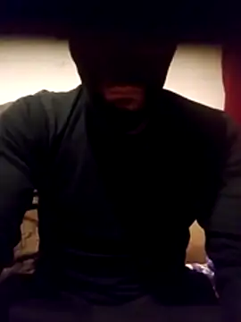 Golonzo1996 online show from December 5, 9:16 am