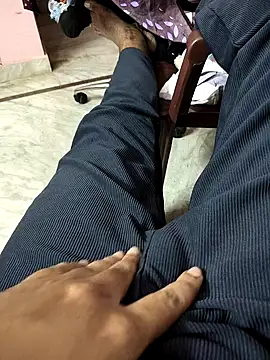 Yourslovingdick online show from September 16, 9:48 pm