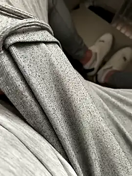 Snapshot of Ersin_meral chatting on September 15, 7:32 am Ersin meral online show from September 15, 7:32 am