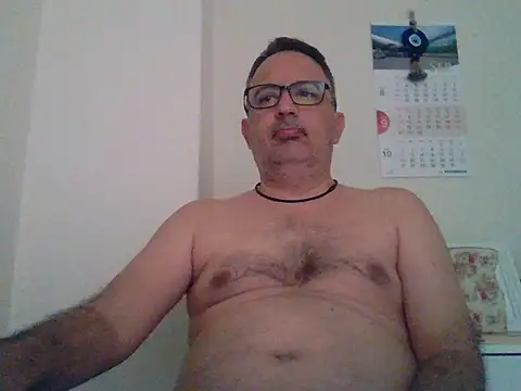 Snapshot of CELIK3577 chatting on September 26, 7:28 am CELIK3577 online show from September 26, 7:28 am