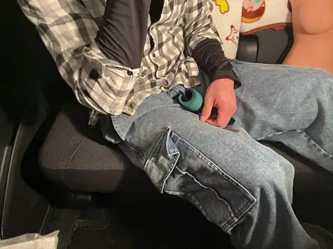 CAMEL1913 online show from February 13, 5:07 pm