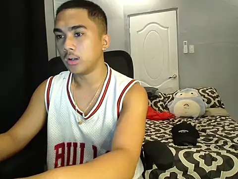 pinoyAdrianneXXX online show from October 3, 2:38 am