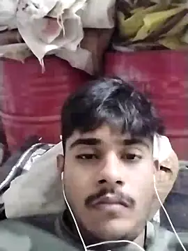 isisieueie online show from September 26, 4:05 pm