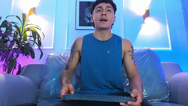 Leo santoro online show from March 16, 2:10 pm