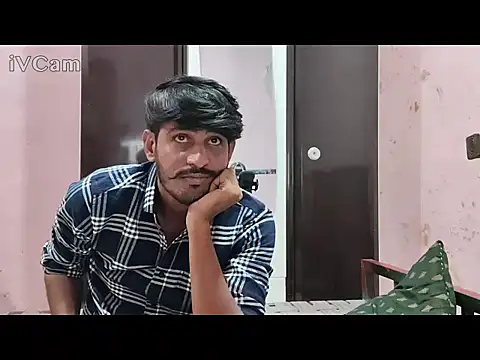Snapshot of krishjaat43 chatting on October 18, 3:06 pm krishjaat43 online show from October 18, 3:06 pm