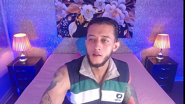 Snapshot of jonas_conor chatting on September 16, 7:58 pm jonas conor online show from September 16, 7:58 pm