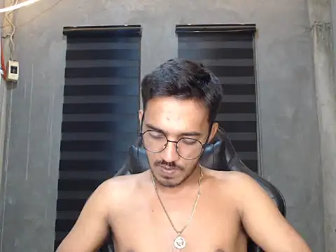 RowyCam online show from September 14, 10:50 am