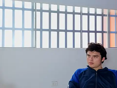 invincible200 online show from November 24, 2:40 pm