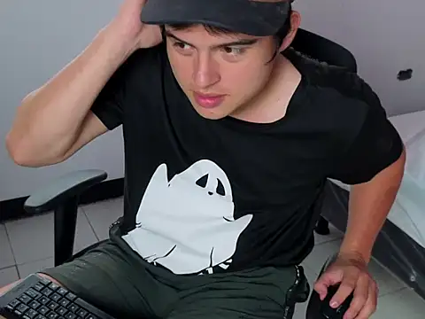 invincible200 online show from October 31, 2:09 pm