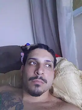 Snapshot of branquintatto chatting on October 16, 5:37 am branquintatto online show from October 16, 5:37 am