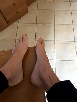 Manu97k online show from September 21, 10:15 am