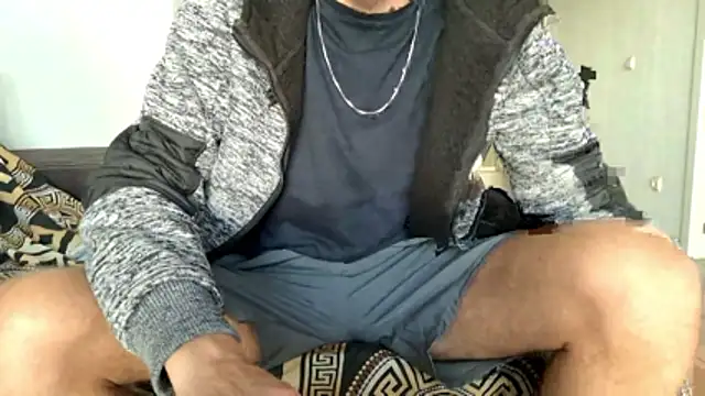 Manu97k online show from January 7, 6:02 pm