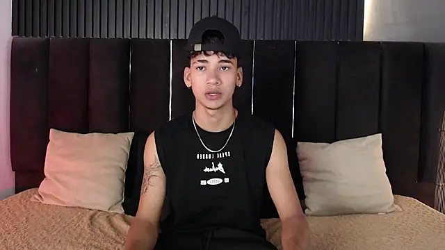 Snapshot of Dominic_ghost chatting on September 30, 9:51 pm Dominic ghost online show from September 30, 9:51 pm