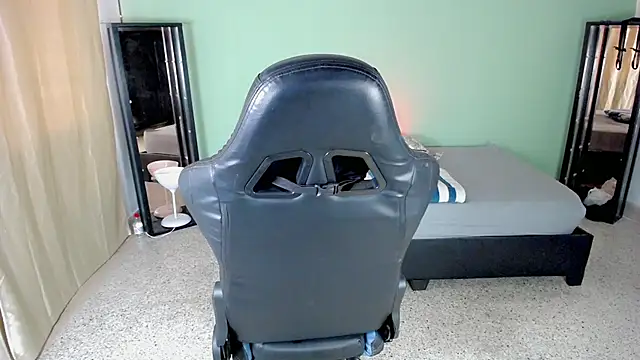 Snapshot of Stein_ chatting on October 2, 3:49 pm Stein online show from October 2, 3:49 pm