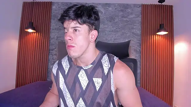 Snapshot of MaxCooper1 chatting on October 6, 8:46 pm MaxCooper1 online show from October 6, 8:46 pm
