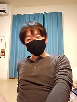 Earth 001 online show from November 9, 12:09 pm