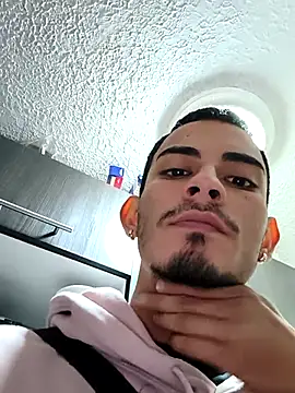 Exlifer online show from April 12, 3:46 pm