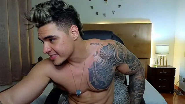 Steven Velez online show from September 21, 3:17 am