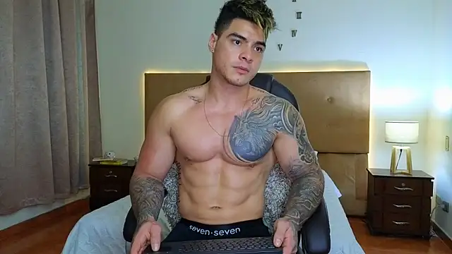 Steven Velez online show from December 23, 6:55 am