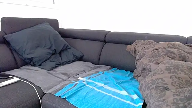 Hijuga online show from October 1, 8:40 am