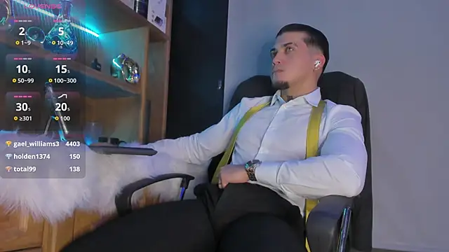 Gael williams1 online show from September 30, 6:33 pm