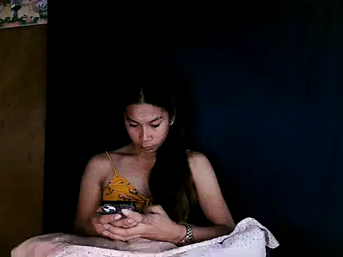 Snapshot of Asian_PrettyAle chatting on October 12, 11:59 am Asian PrettyAle online show from October 12, 11:59 am