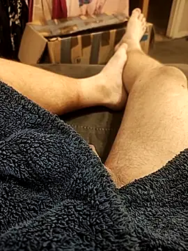 hubbyfun19 online show from October 3, 4:39 am