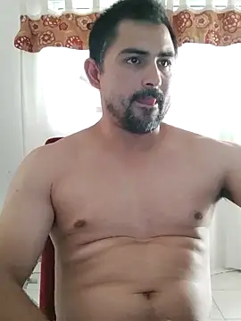 Bradd 32 online show from November 27, 5:27 pm