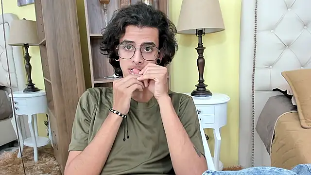 Ibratxandy online show from January 6, 7:07 pm