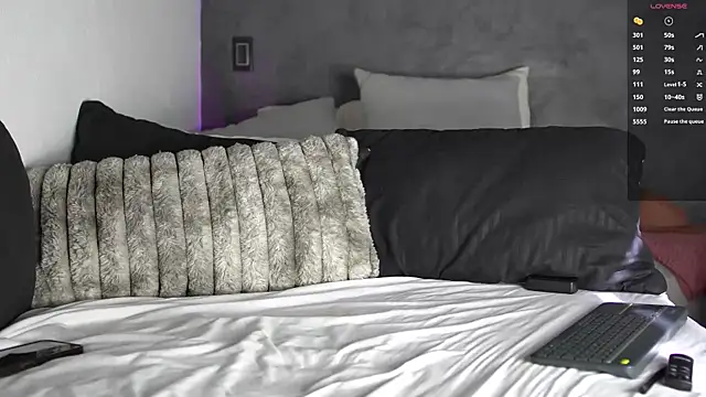 joesteel online show from November 22, 7:13 pm