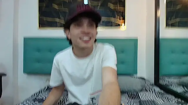 dia fax18 online show from October 25, 8:32 pm