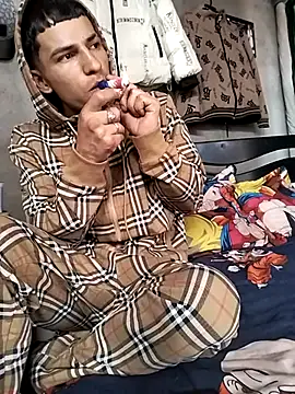 Tussi-amor online show from February 4, 5:30 pm