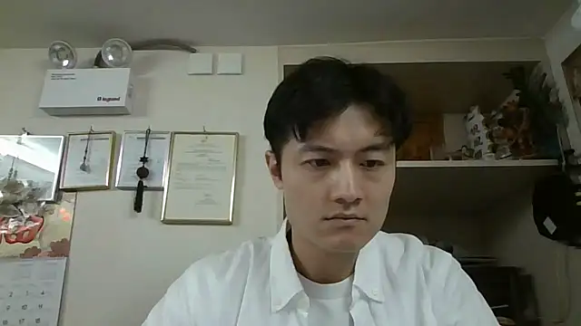 changbibit online show from April 9, 4:21 am