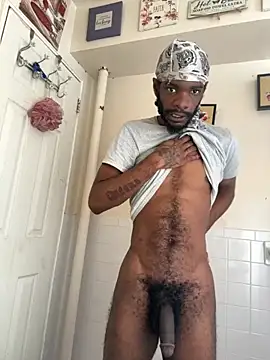 BigBDMari online show from October 17, 1:48 pm