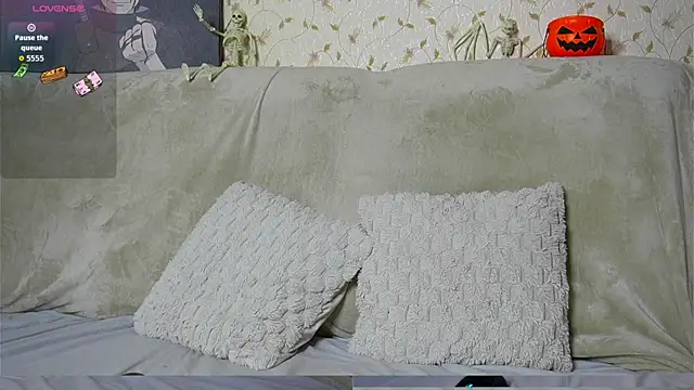 johnstoneisland online show from October 9, 6:46 pm