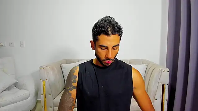 MARC THOMPSON  online show from September 30, 11:47 am