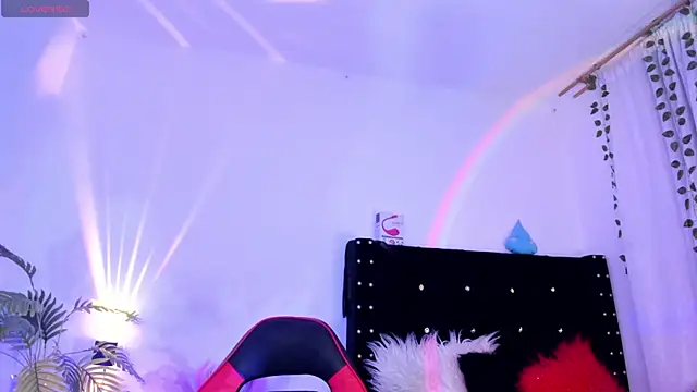 Cooperrosscute233 online show from February 7, 11:32 pm