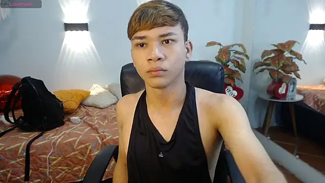 nathanclay online show from March 28, 12:05 pm