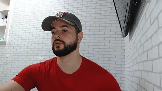 Snapshot of BombeiroHotx chatting on September 17, 9:16 pm BombeiroHotx online show from September 17, 9:16 pm