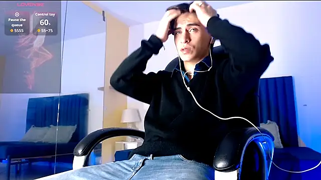 RoberthAlv online show from February 20, 1:46 pm