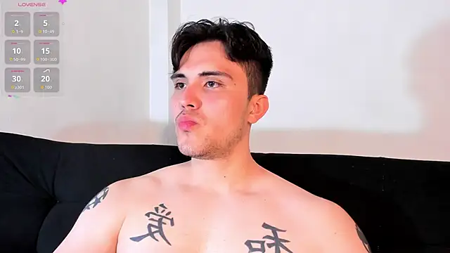 jasonxd9898 online show from February 7, 1:35 am