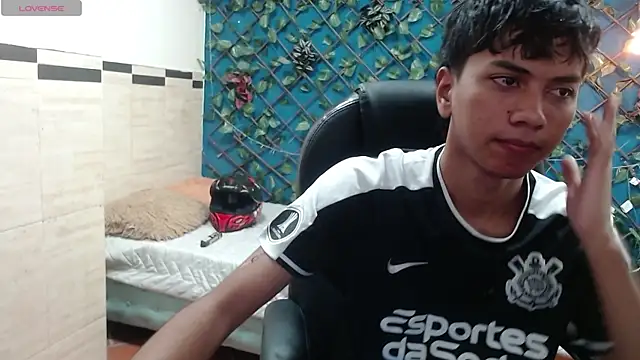 markbowie online show from November 20, 2:27 pm