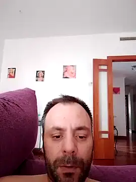 Snapshot of manchego85 chatting on October 9, 7:57 am manchego85 online show from October 9, 7:57 am