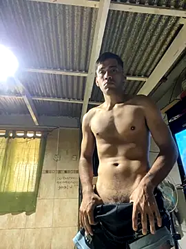 Emabracamonte95 online show from November 9, 12:20 pm