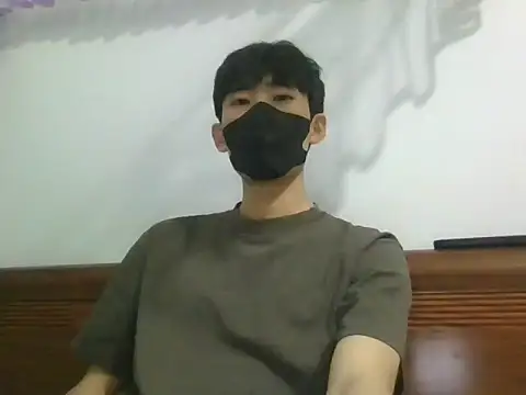 Minh online show from November 6, 3:04 pm