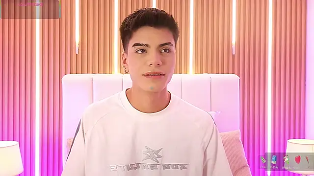 Dulcey  online show from March 29, 5:07 am