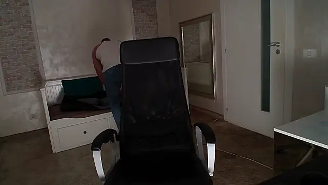 IvanHydee online show from February 16, 5:38 am