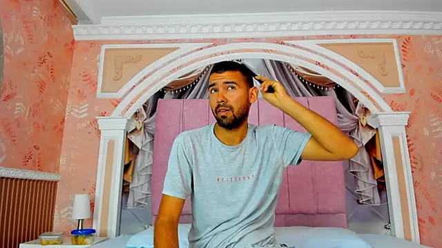 magnus serket online show from November 4, 11:55 am