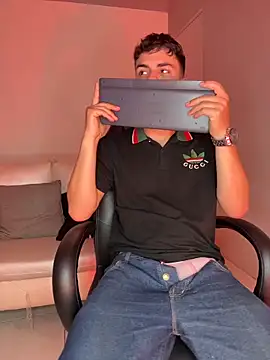 AdrianRinaldi online show from March 7, 8:28 pm