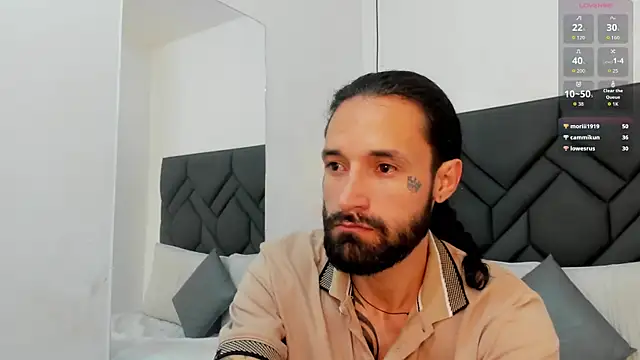 Hisoka 011 online show from April 18, 7:07 pm